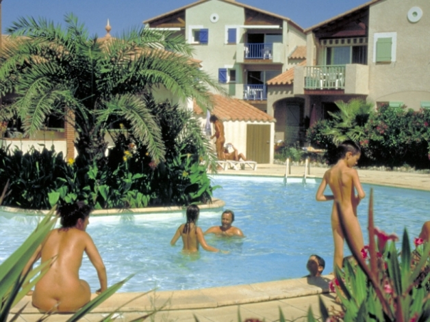 076 - Oasis Village / Středomoří